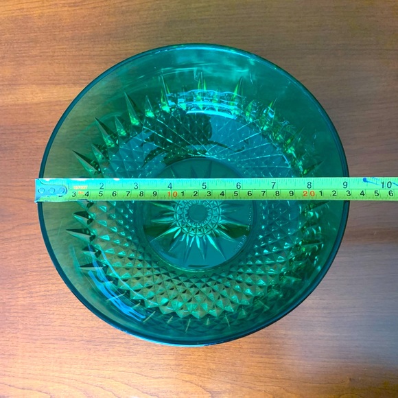 Vintage Arcoroc France emerald green glass salad fruit bowl star diamond pattern - Picture 5 of 9